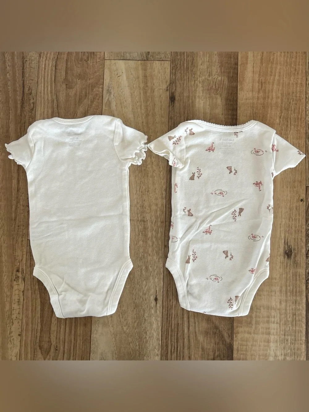 Carters girl onesie bodysuit bundle 0-3 mos